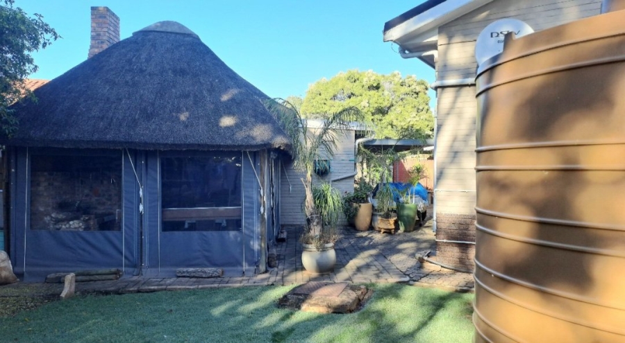 4 Bedroom Property for Sale in Vanes Estate Eastern Cape